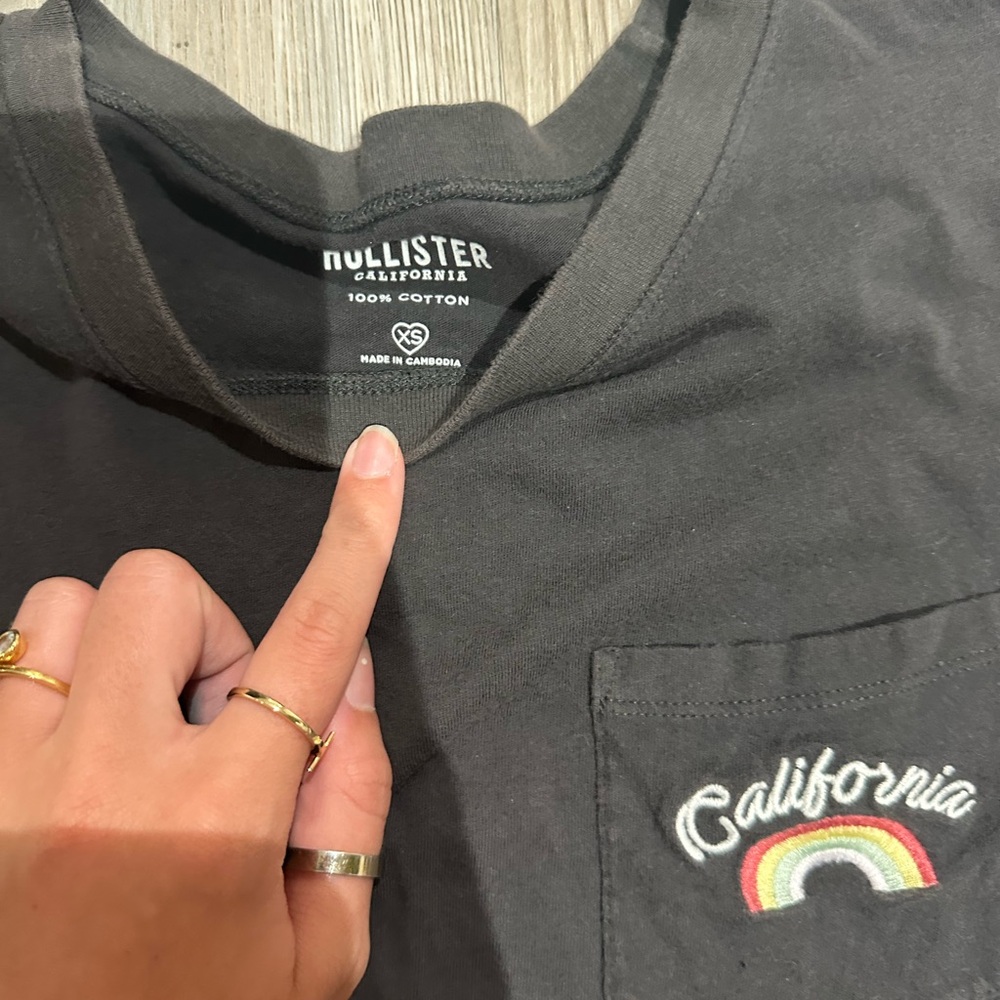 Hollister Charcoal Tee with California Rainbow Embroidery